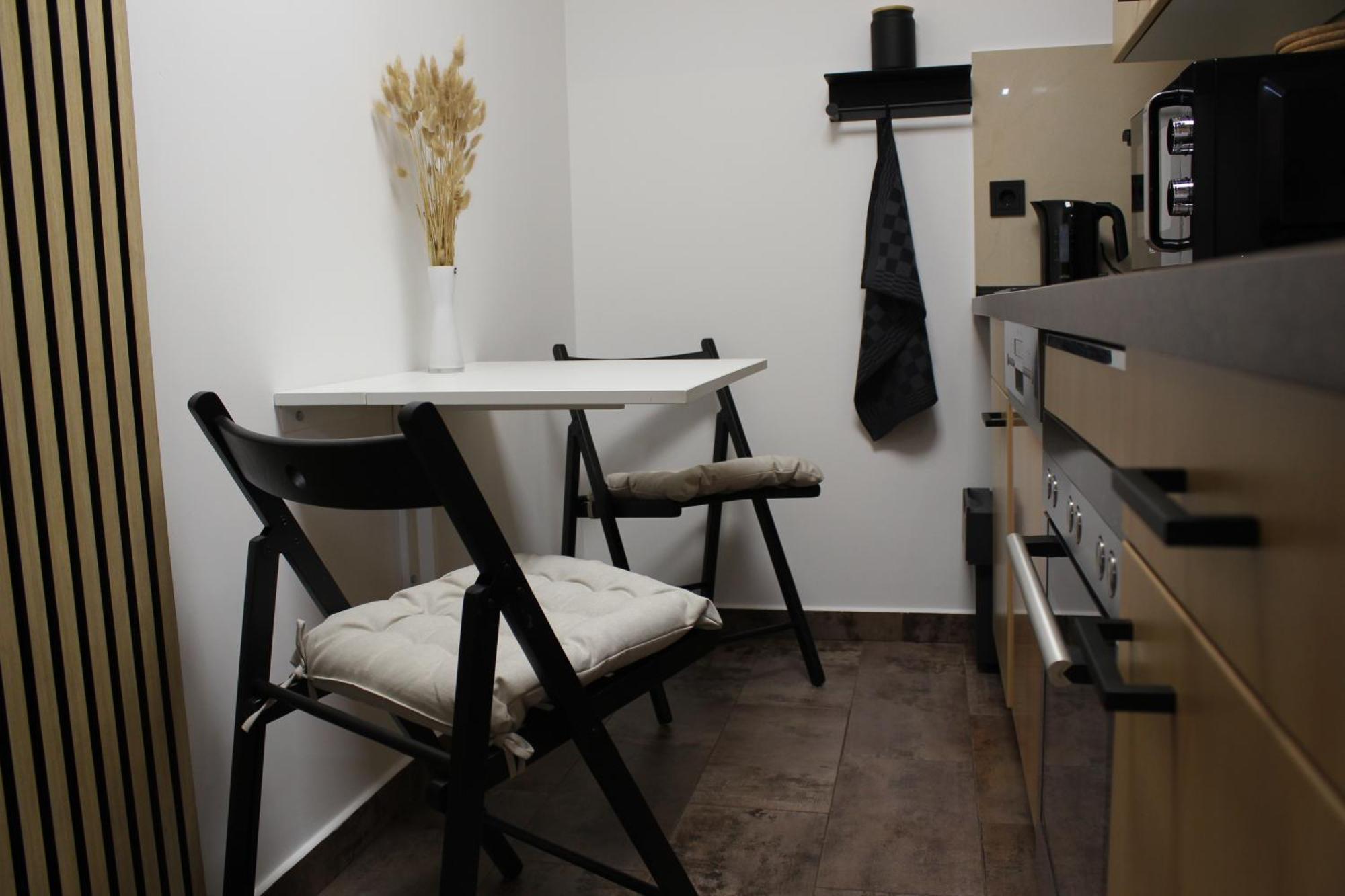 Apartment -Amalia- Mit Klimaanlage & Ueberdachte Terrasse Ergersheim Extérieur photo